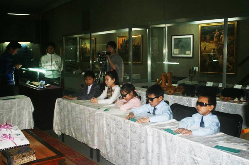 Харааны бэрхшээлтэй иргэд музей үзэх боломж бүрдлээ